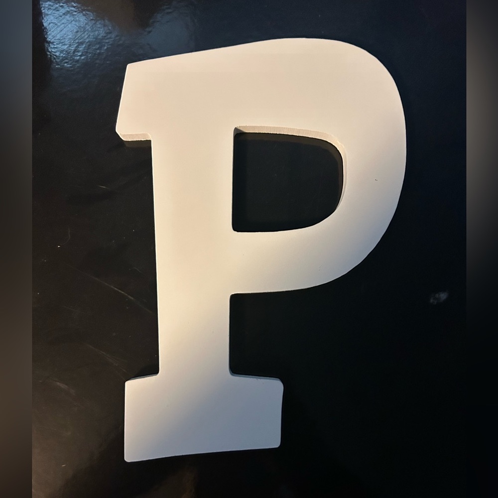 NWT letter P